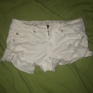 American Eagle White Shorts
